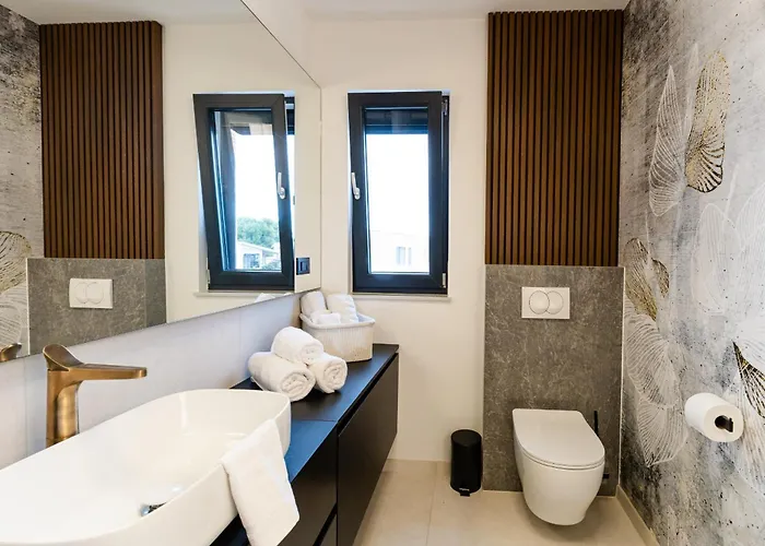 빌라 Positiva By Tourist Adria Group
